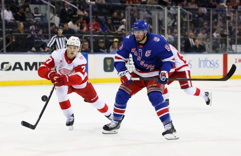 Detroit Red Wings v New York Rangers