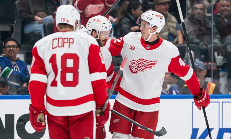 Detroit Red Wings v Vancouver Canucks