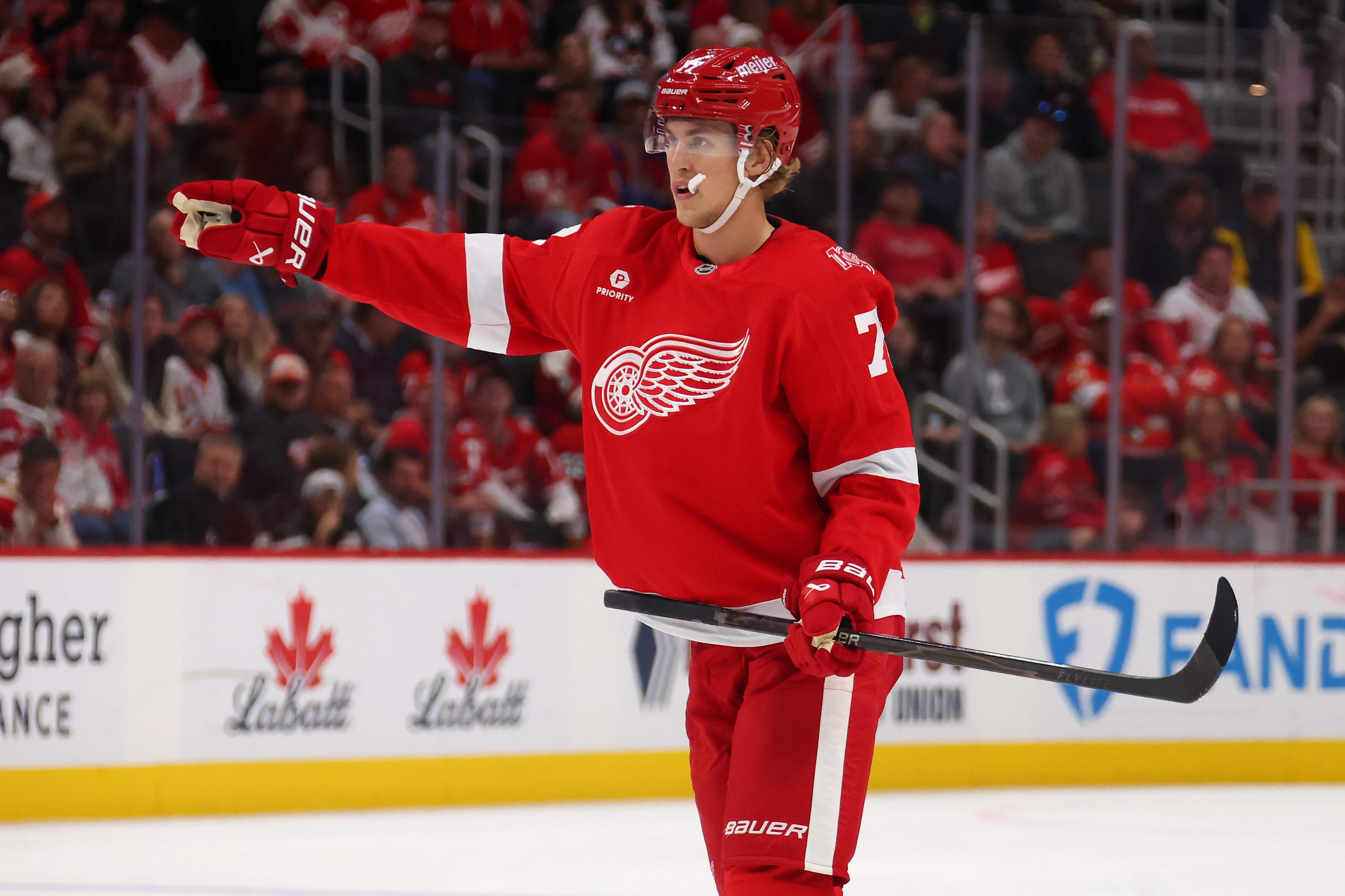 Teams Already Circling On Edvinsson Trade, One Eastern Club Reportedly Leading the Pack
