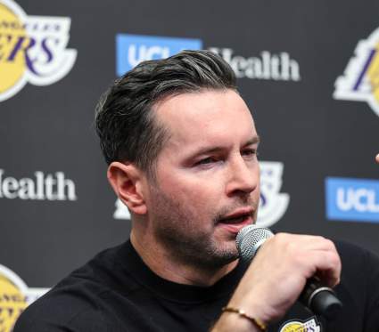 Lakers Get Crucial Injury Update on 6’10” Likely Starter Ahead of Preseason Finale