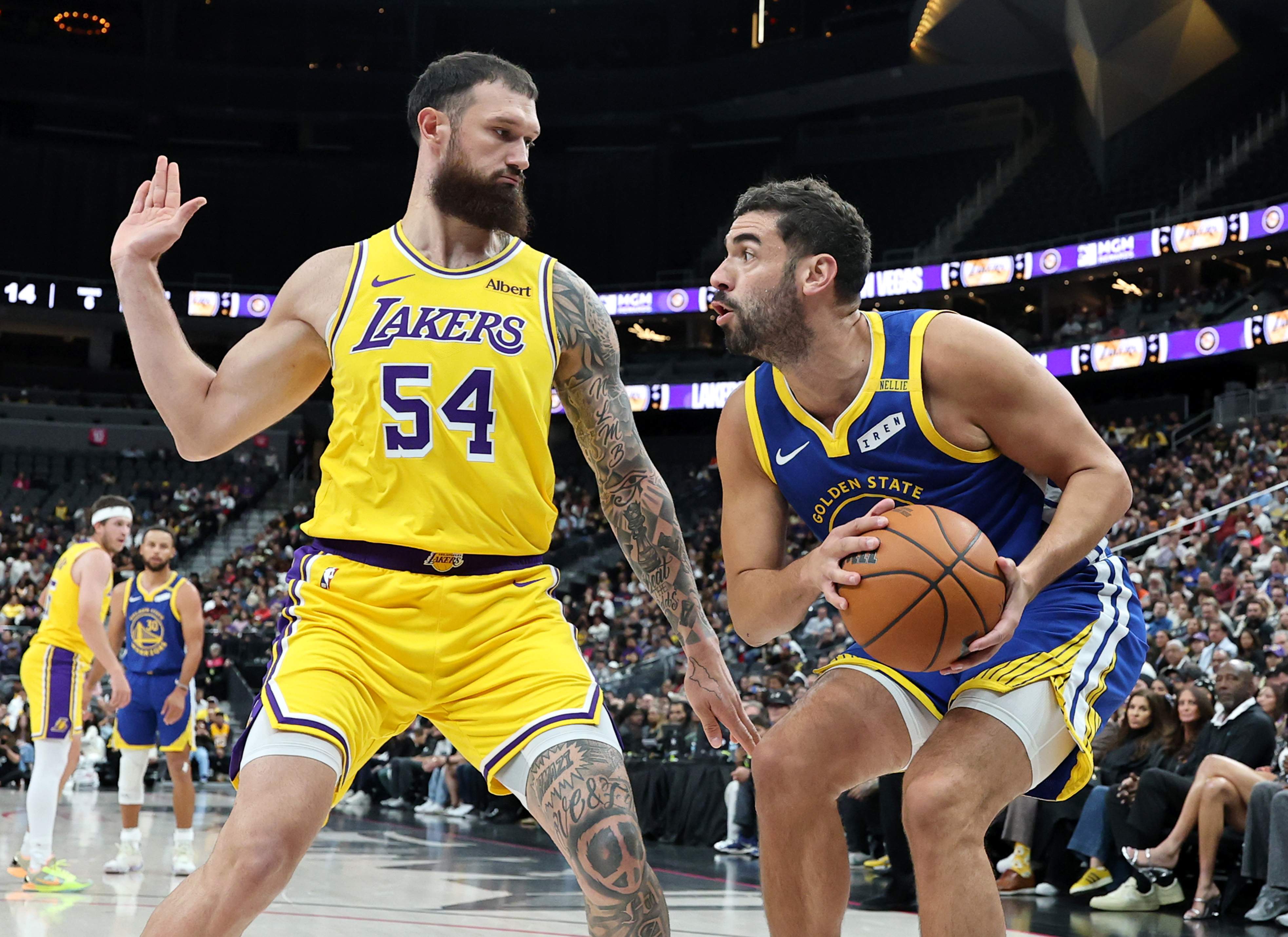 Golden State Warriors v Los Angeles Lakers