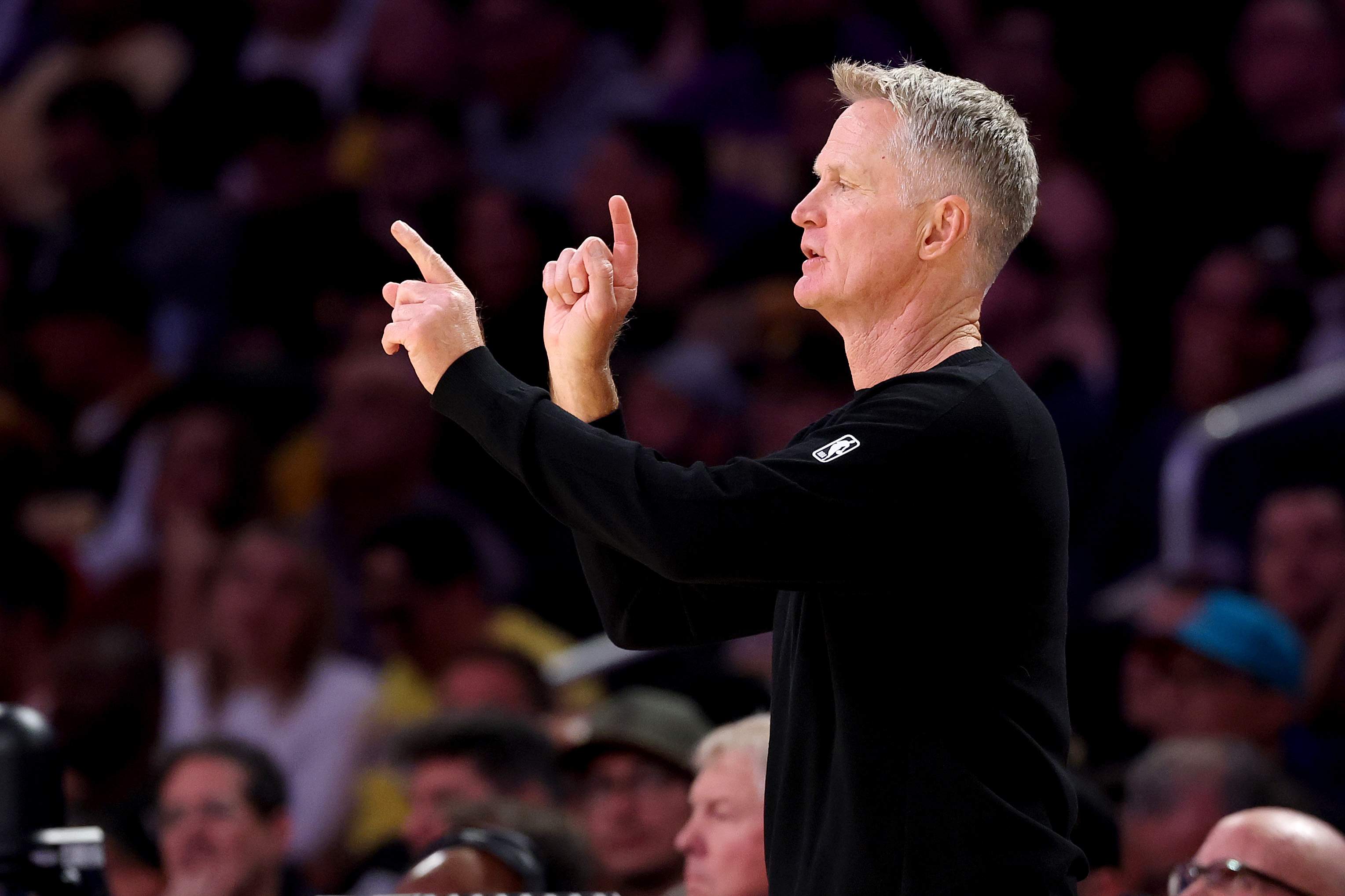 Golden State Warriors v Los Angeles Lakers