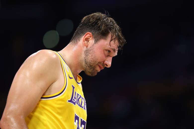 Golden State Warriors v Los Angeles Lakers