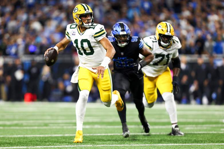 Green Bay Packers v Detroit Lions