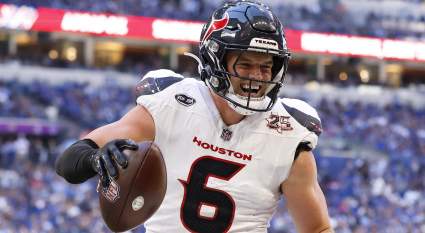 Ex-Eagles Starter Called ‘Worst in NFL’ Before Injury Against Jags