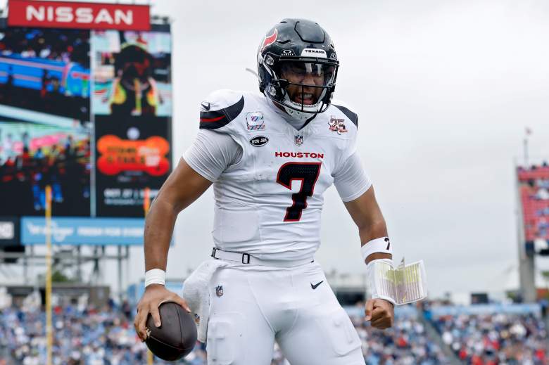 Houston Texans v Tennessee Titans