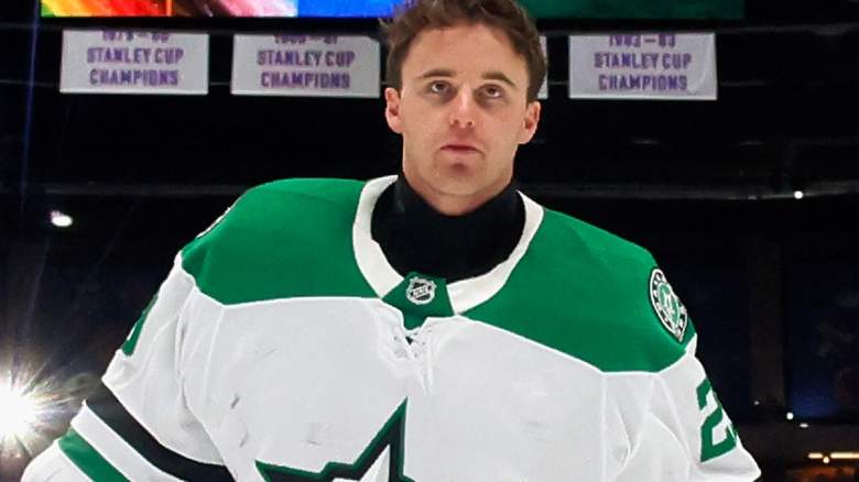 ake Oettinger #29 of the Dallas Stars skates