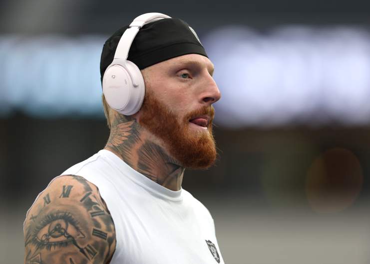 Las Vegas Raiders v Los Angeles Chargers