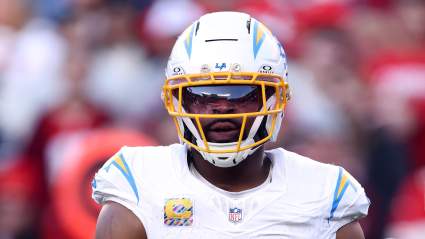 Bears Eye Reunion With Chargers’ Khalil Mack After Jeffery Simmons Trade