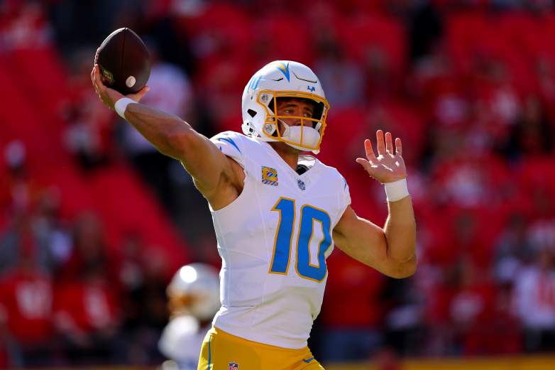 Los Angeles Chargers v Kansas City Chiefs