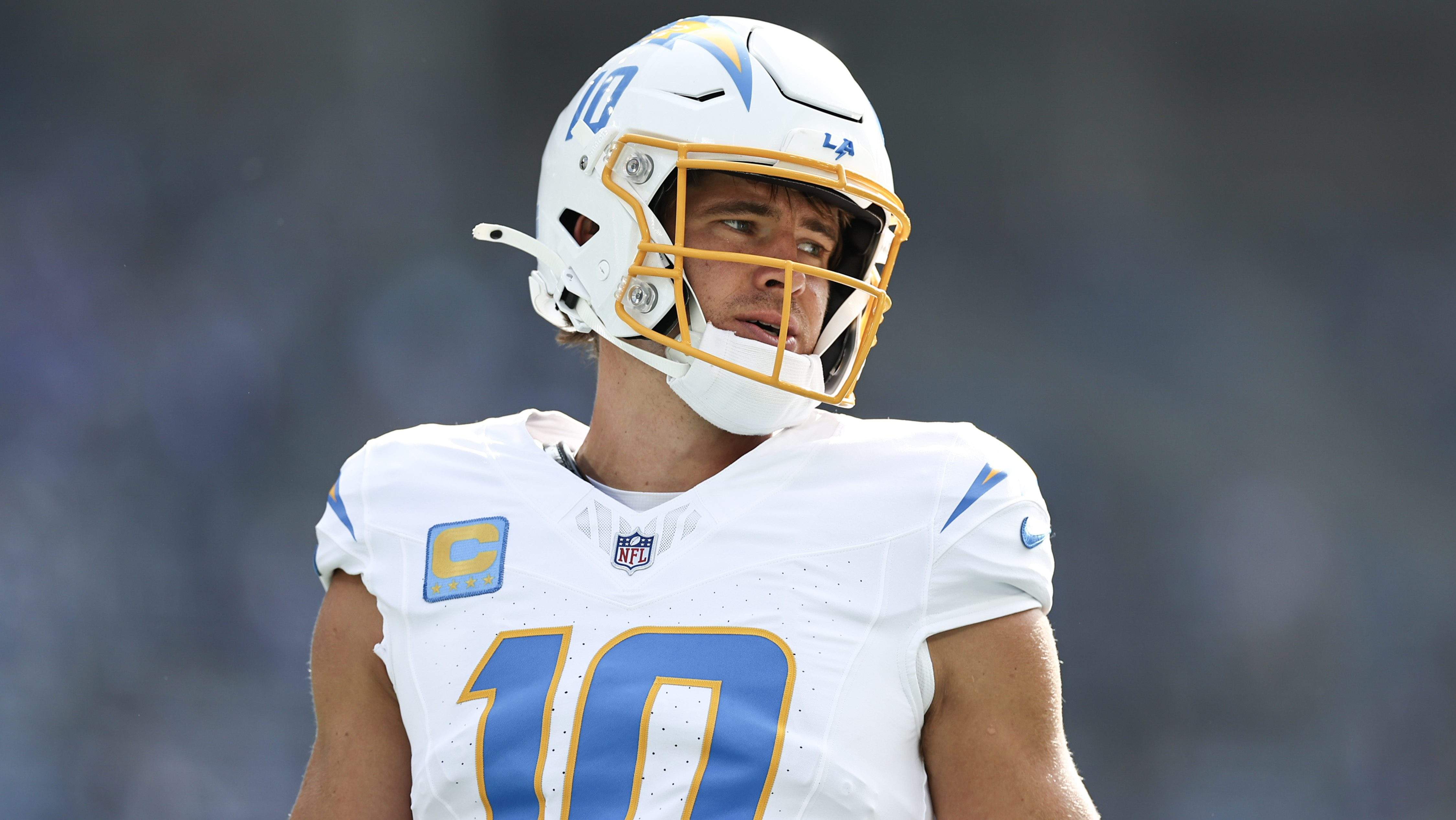 Chargers Reportedly Exploring Simplifying Offense for the Rest of 2026