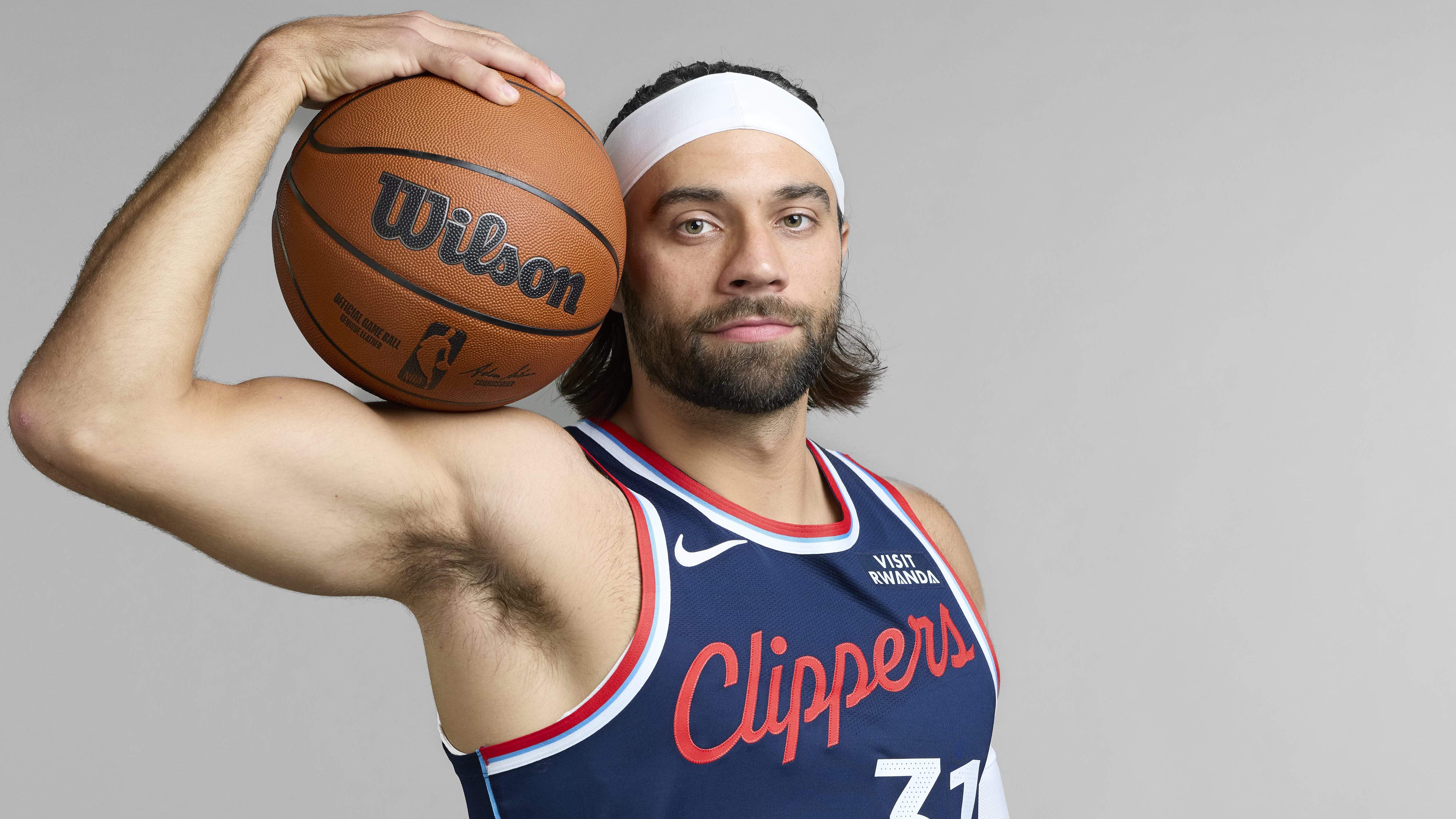 Clippers Provide Telling Max Strus Injury Update After Exiting Preseason Opener