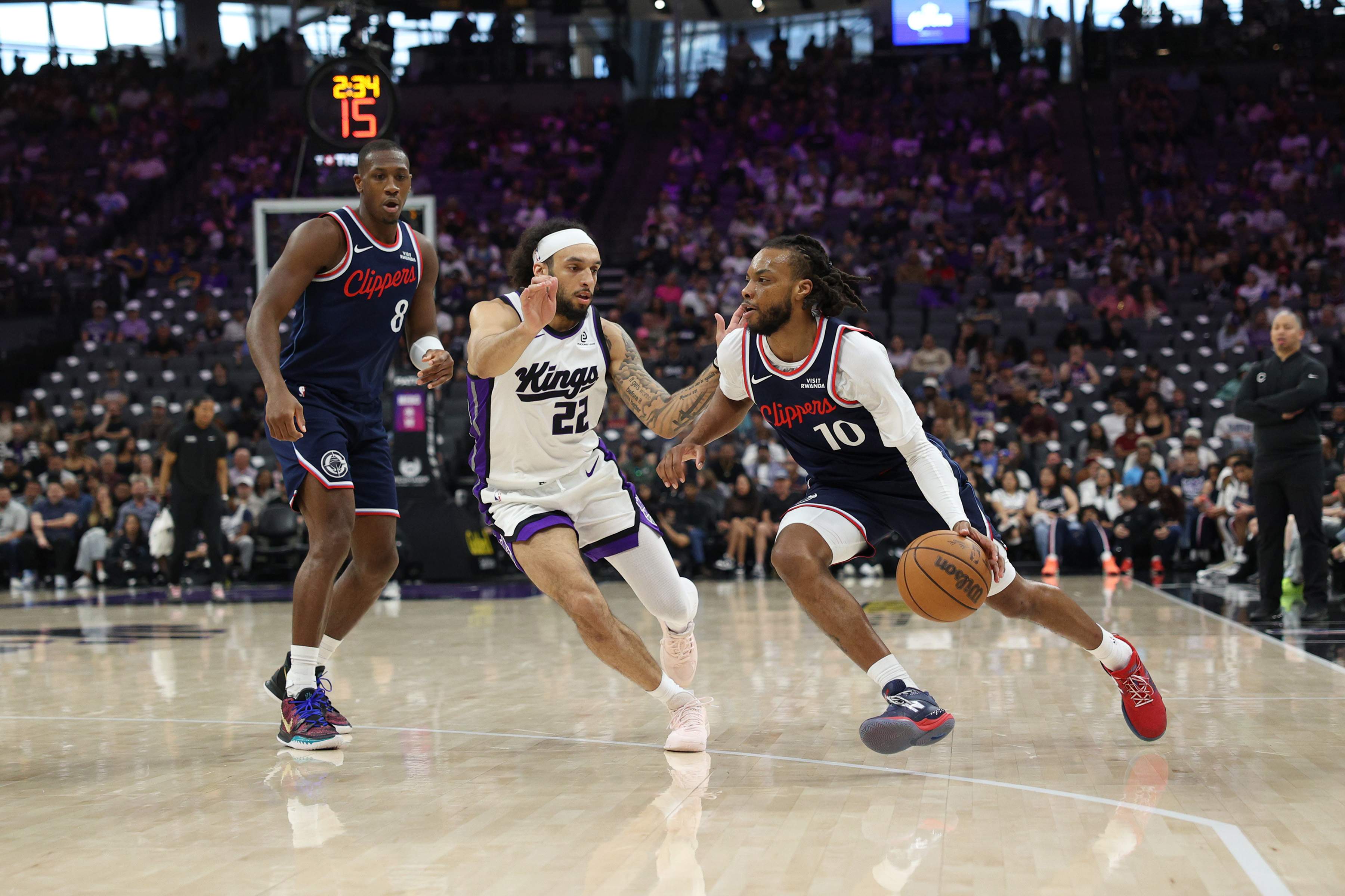 Los Angeles Clippers v Sacramento Kings