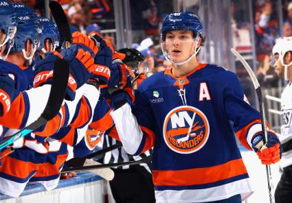 Islanders Young Star Passes Bobby Orr In NHL History