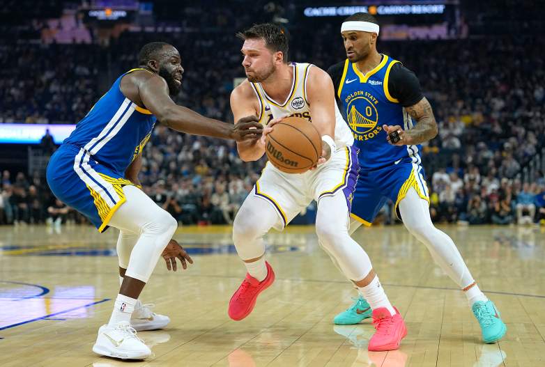 Los Angeles Lakers v Golden State Warriors