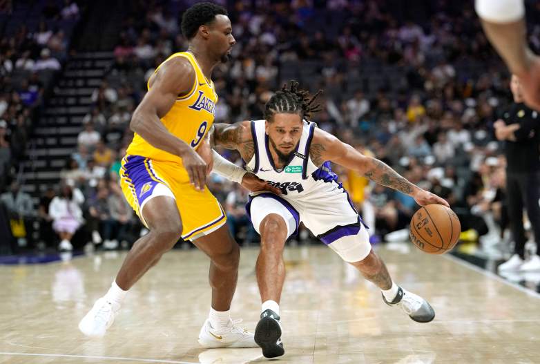 Los Angeles Lakers v Sacramento Kings