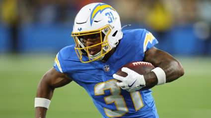 Giants Sign 1,300-Yard Running Back After Tyrone Tracy Injury