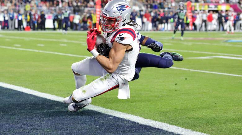 Mack Hollins with the New England Patriots catches a touchdown