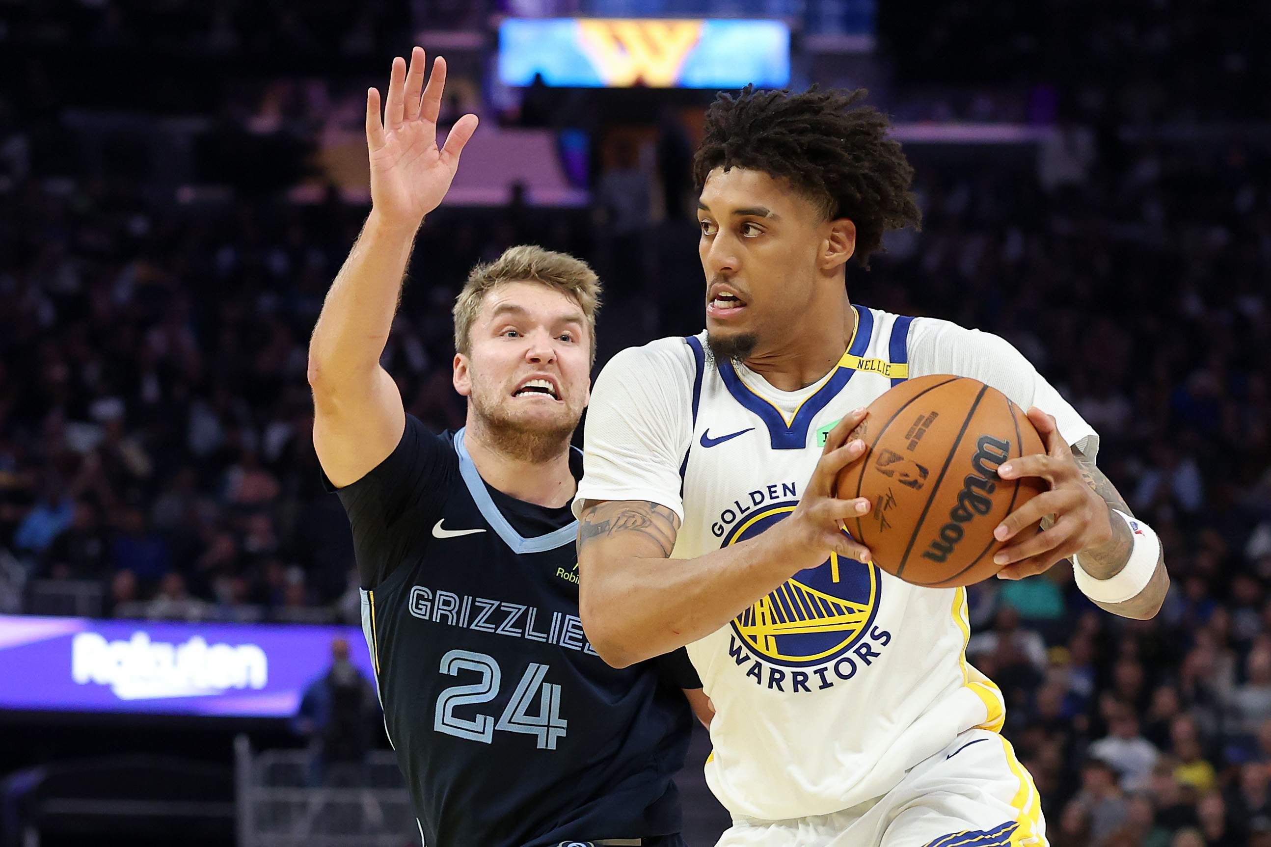 Memphis Grizzlies v Golden State Warriors