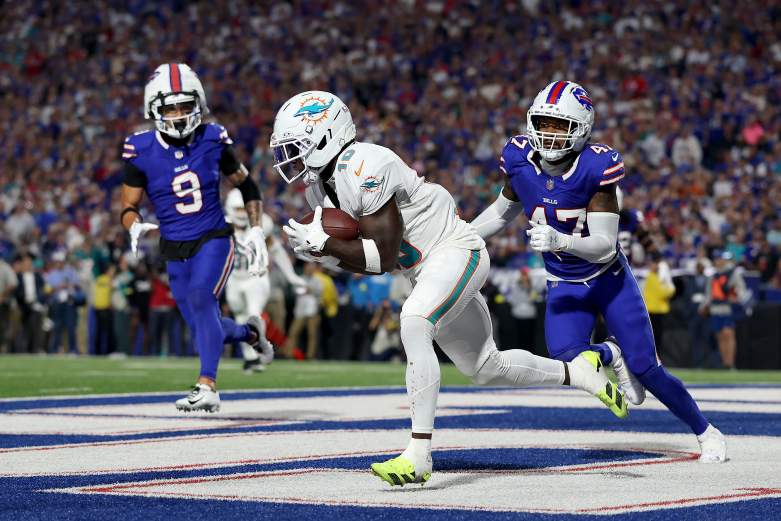 Miami Dolphins v Buffalo Bills