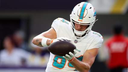 Patriots Sign 6-Foot-2 Record-Setter as Romeo Doubs Hits IR