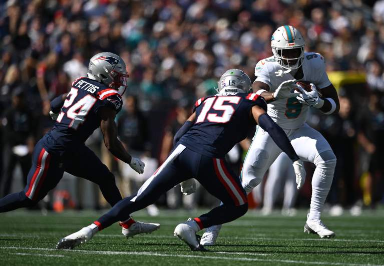 Miami Dolphins v New England Patriots