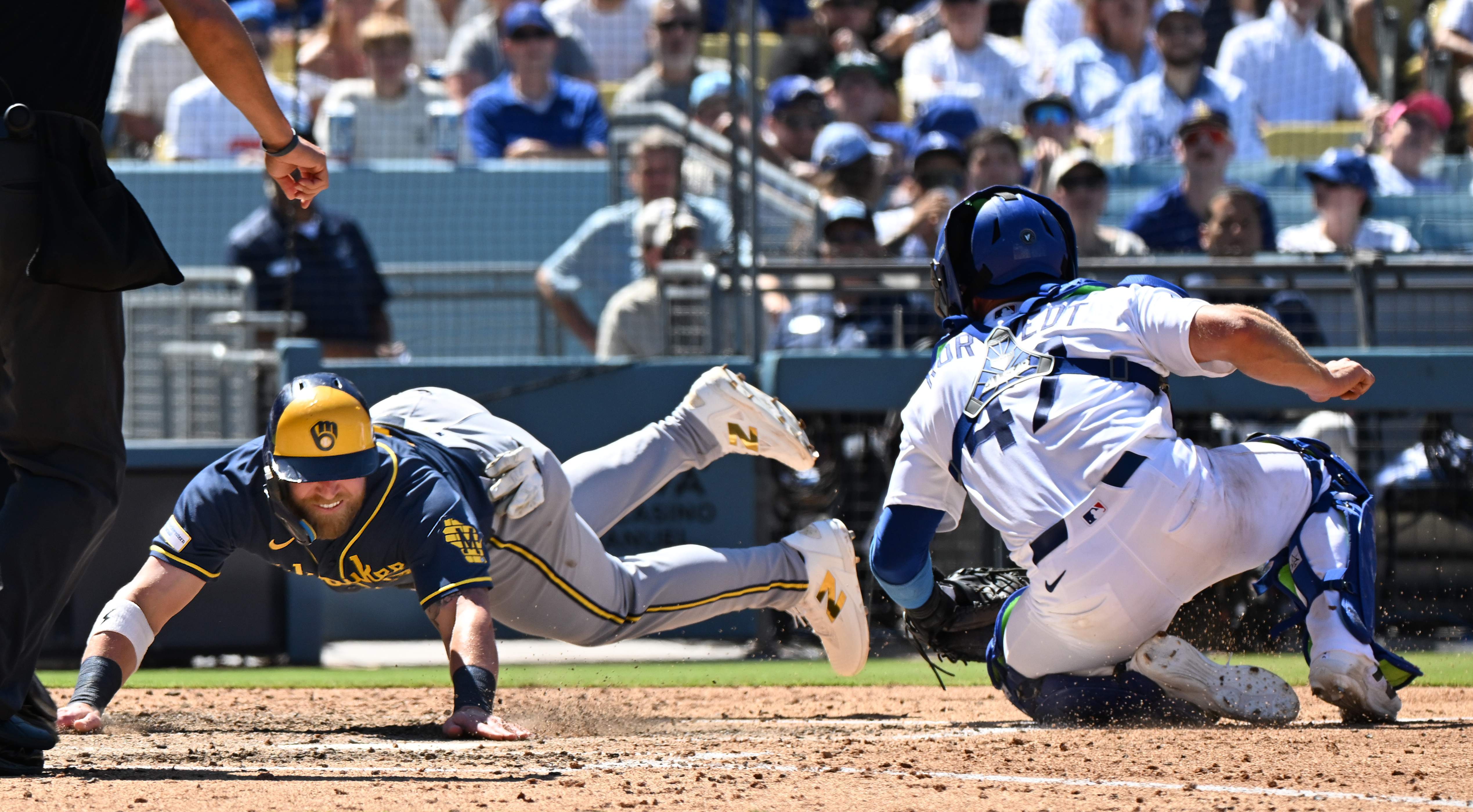 Milwaukee Brewers v Los Angeles Dodgers