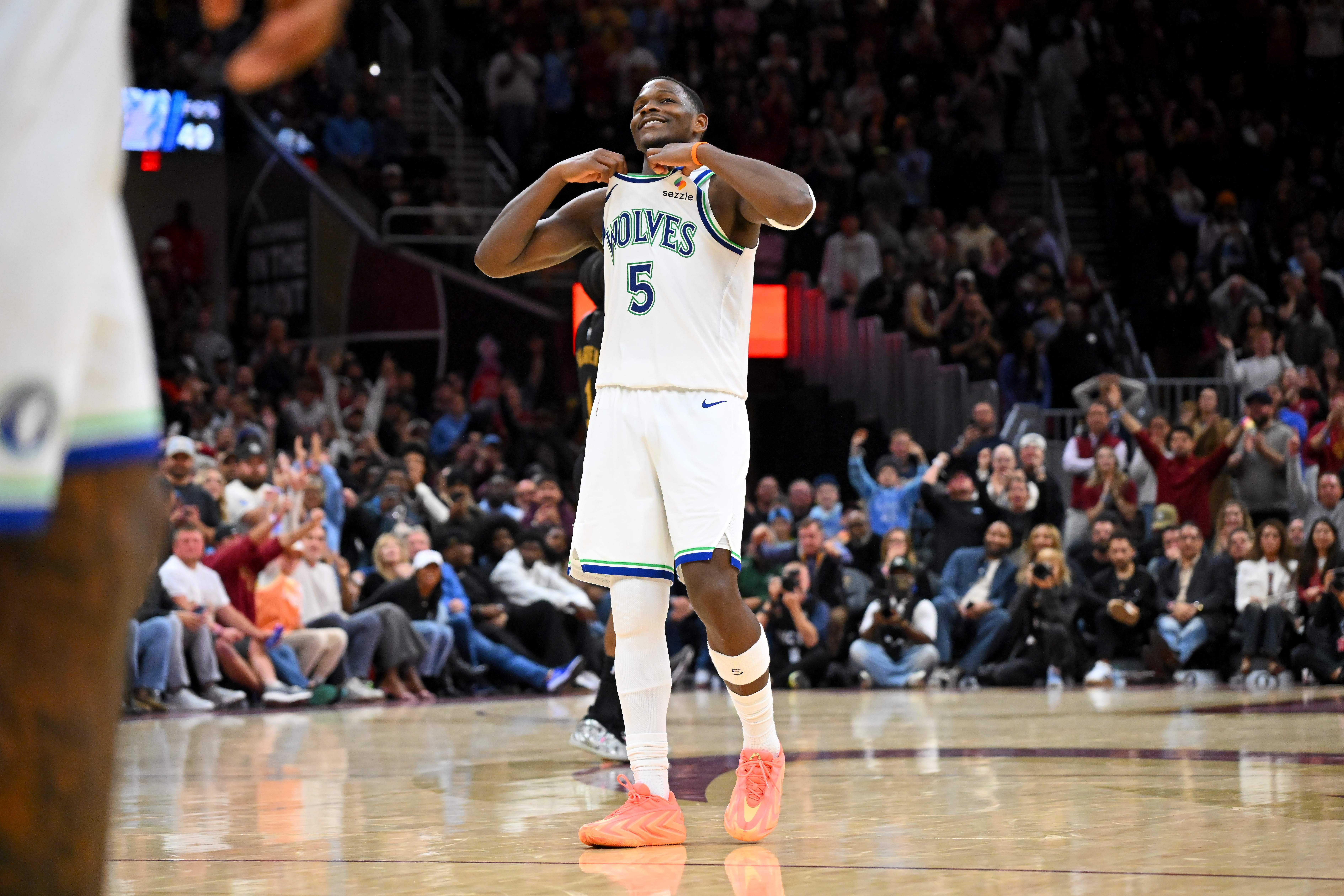 Timberwolves Learn The Truth About Anthony Edwards' Sudden Knee Injury Following 47-Point Performance