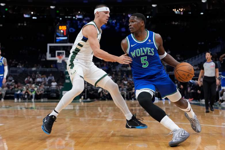 Minnesota Timberwolves v Milwaukee Bucks