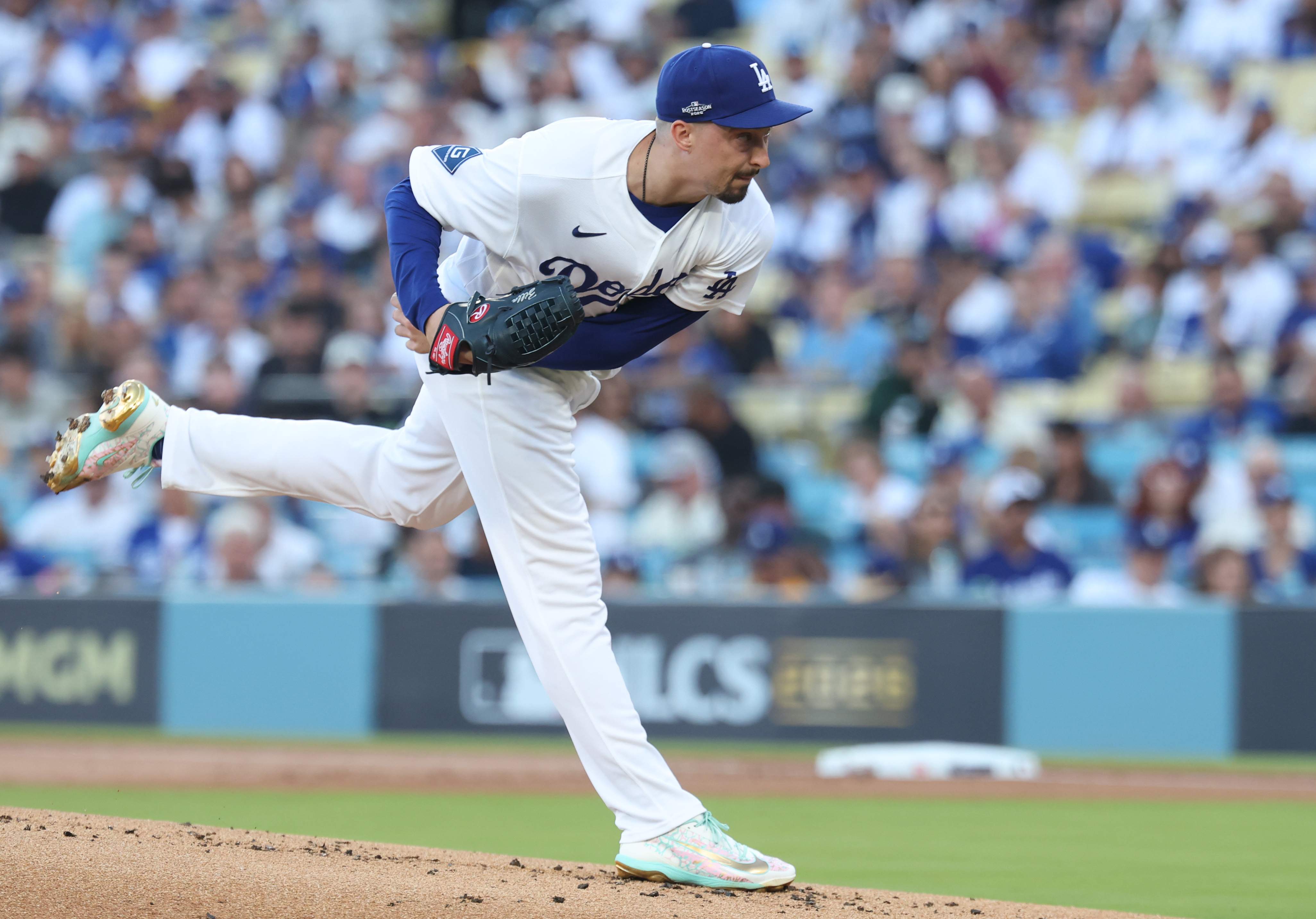 National League Championship Series: Milwaukee Brewers v Los Angeles Dodgers - Game Three