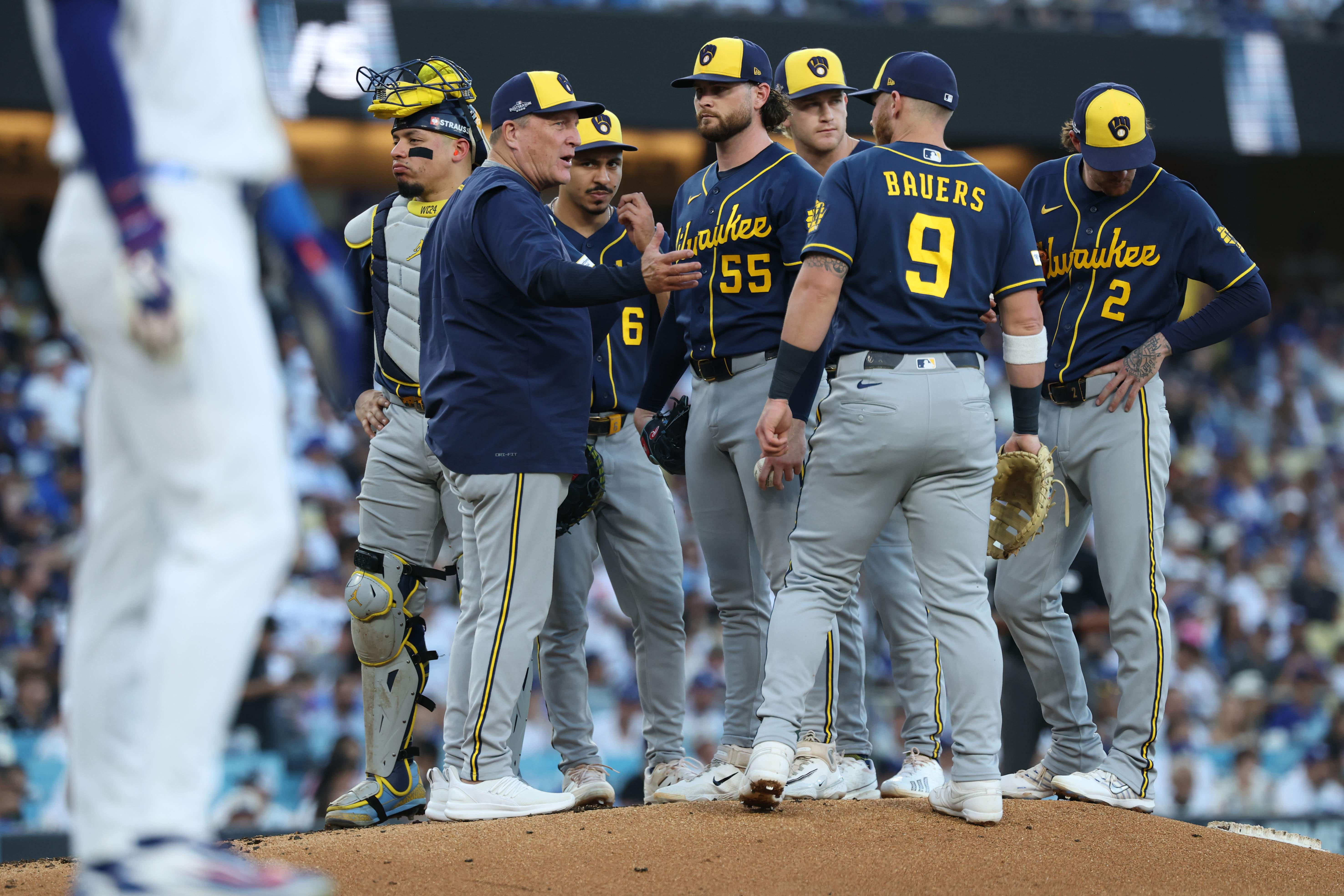National League Championship Series: Milwaukee Brewers v Los Angeles Dodgers - Game Four