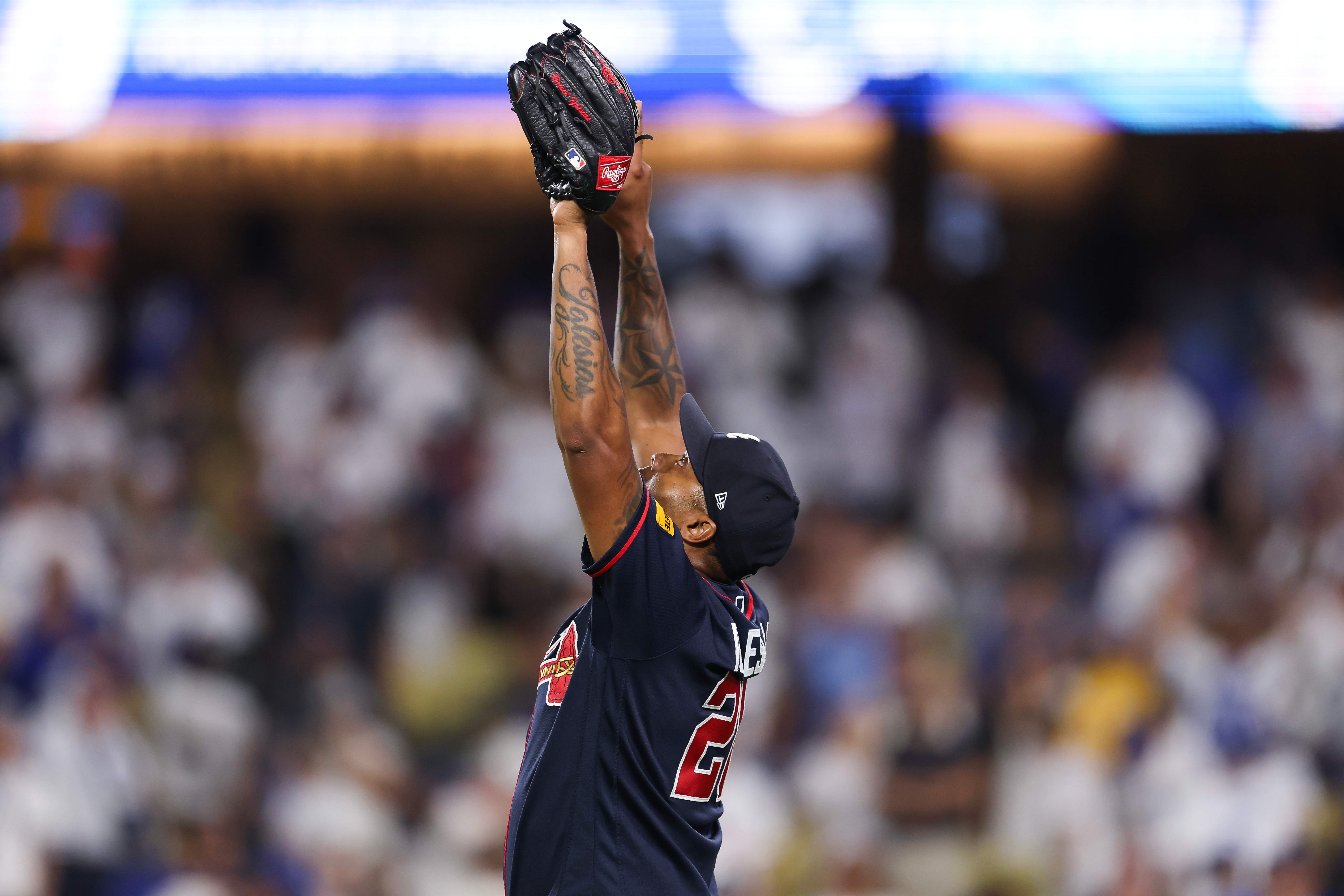 National League Division Series: Atlanta Braves v Los Angeles Dodgers - Game Two