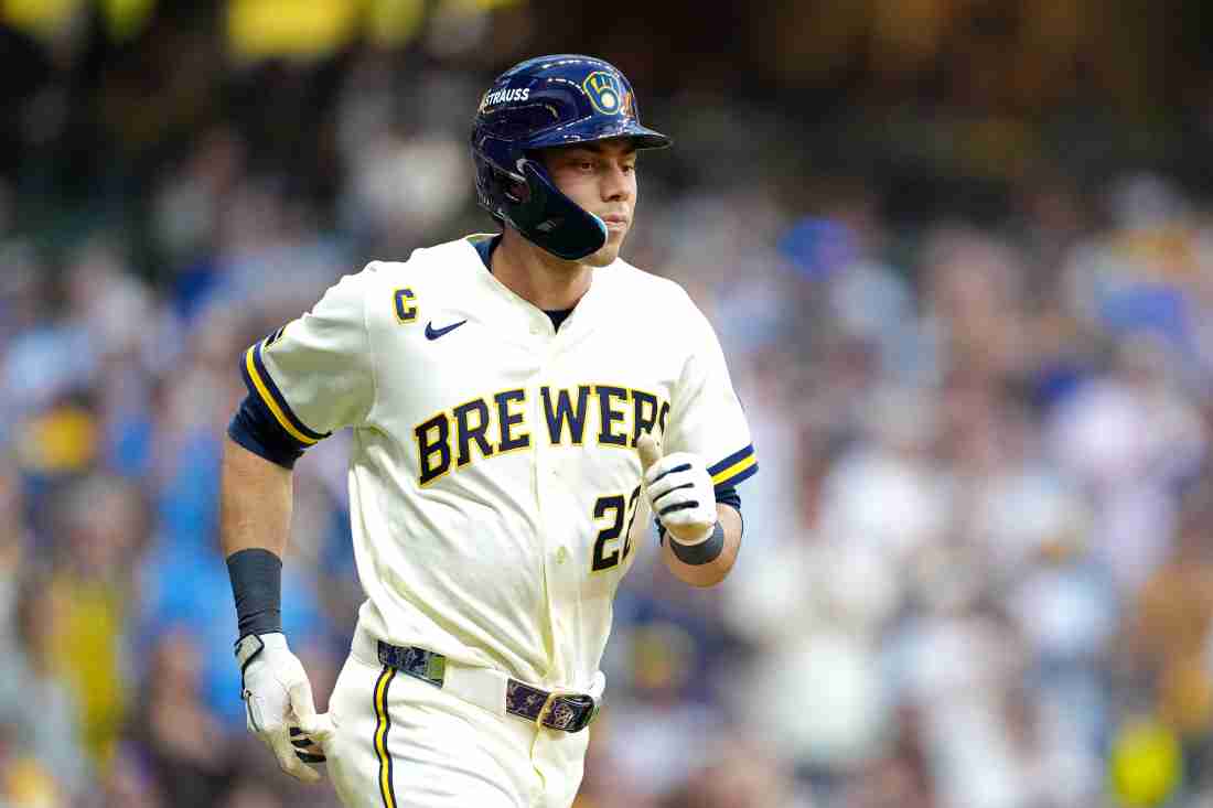 National league division series san diego padres v milwaukee brewers game