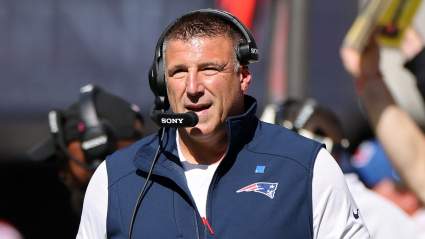 Patriots Cut Ties With 182-Yard Bowl Hero Ahead of Bears Game