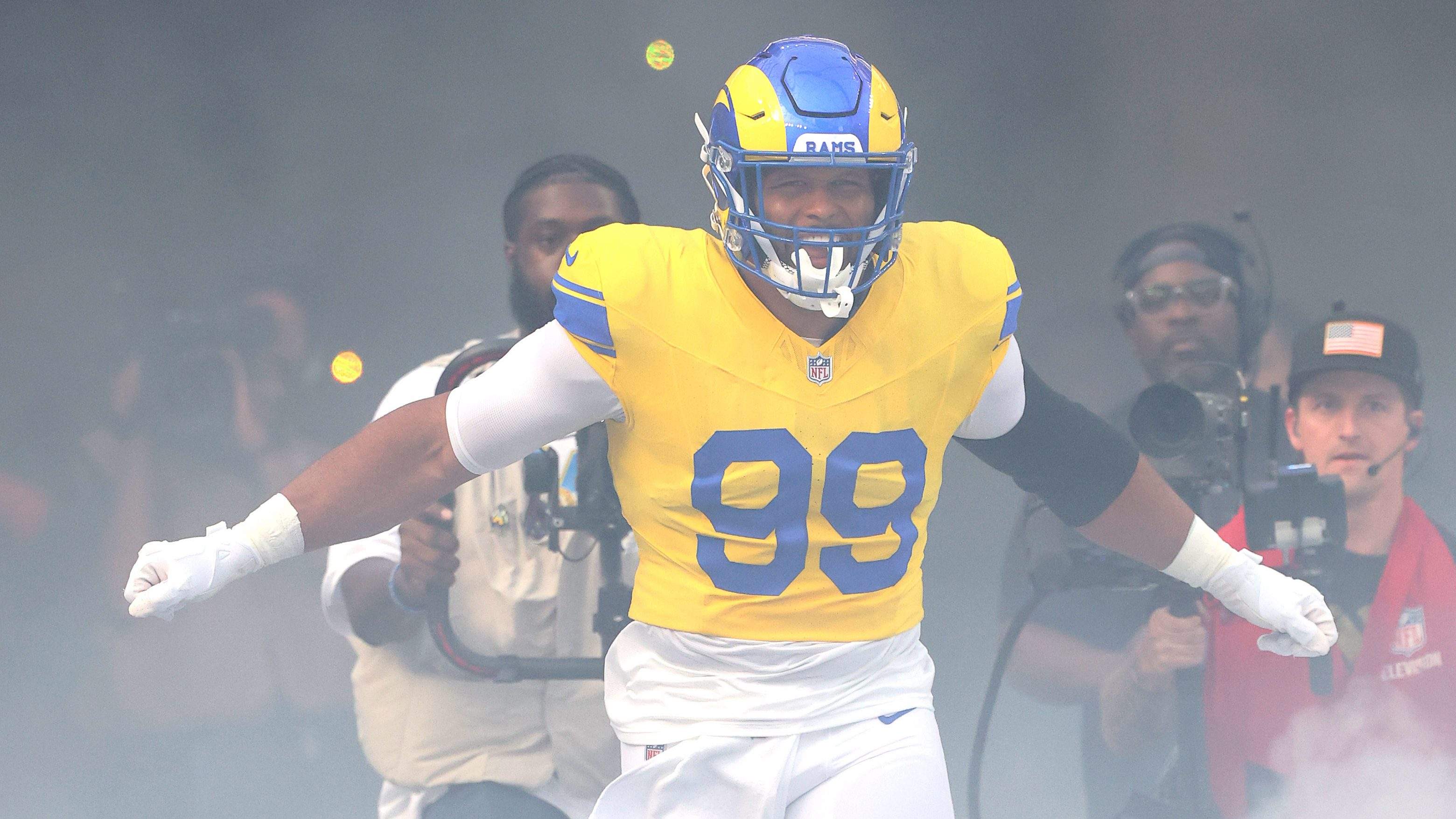 Myles Garrett Injury Update Draws ‘Ron Burgundy’ Admission From Rams’ McVay