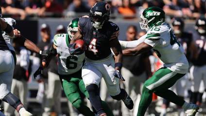 Bears Receive Important D’Andre Swift Injury News Ahead of Week 5