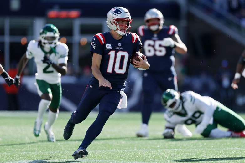 New York Jets v New England Patriots