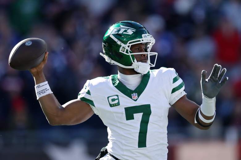 New York Jets v New England Patriots