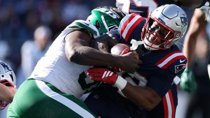 Patriots’ TreVeyon Henderson Gets Kenneth Walker Advice as Struggles Persist