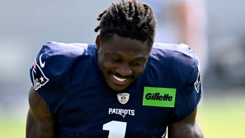 A.J. Brown Injury News Leaks From Patriots Locker Room Before Raiders Game