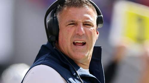 Patriots Announce 3 Moves to Clear Spot for Pro Bowl Player’s Return
