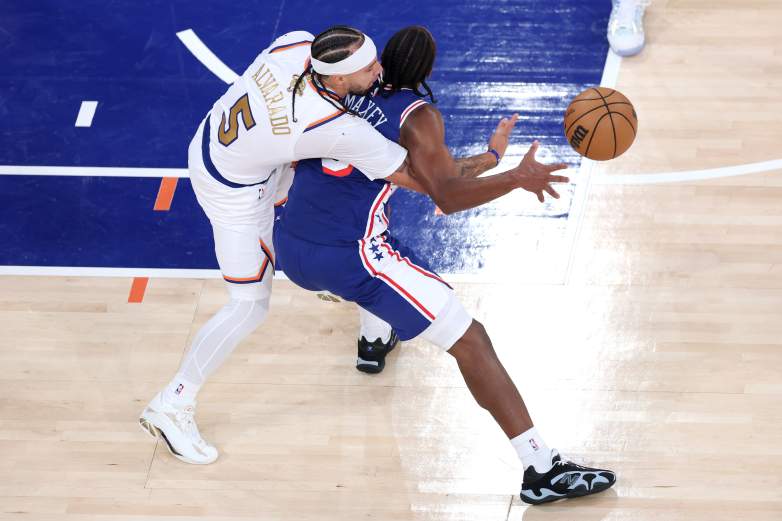 Philadelphia 76ers v New York Knicks