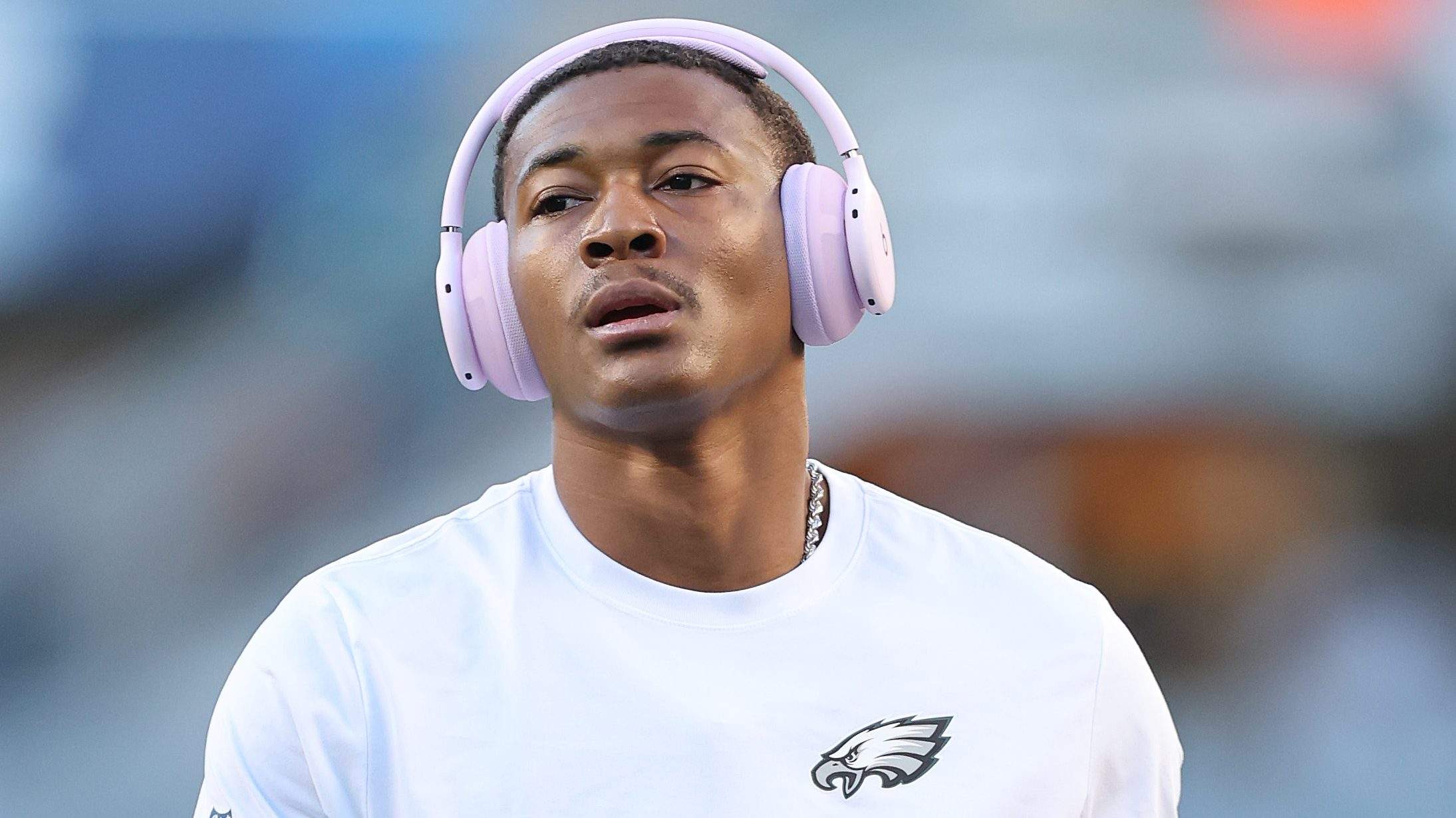 Rams Get Break as Eagles’ DeVonta Smith Expected to Sit
