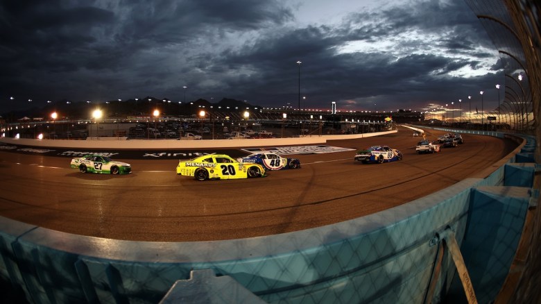 heavy.com - Jonathan Vankin - Will Rain Affect NASCAR Phoenix Cup Race Today? Latest Weather Forecast