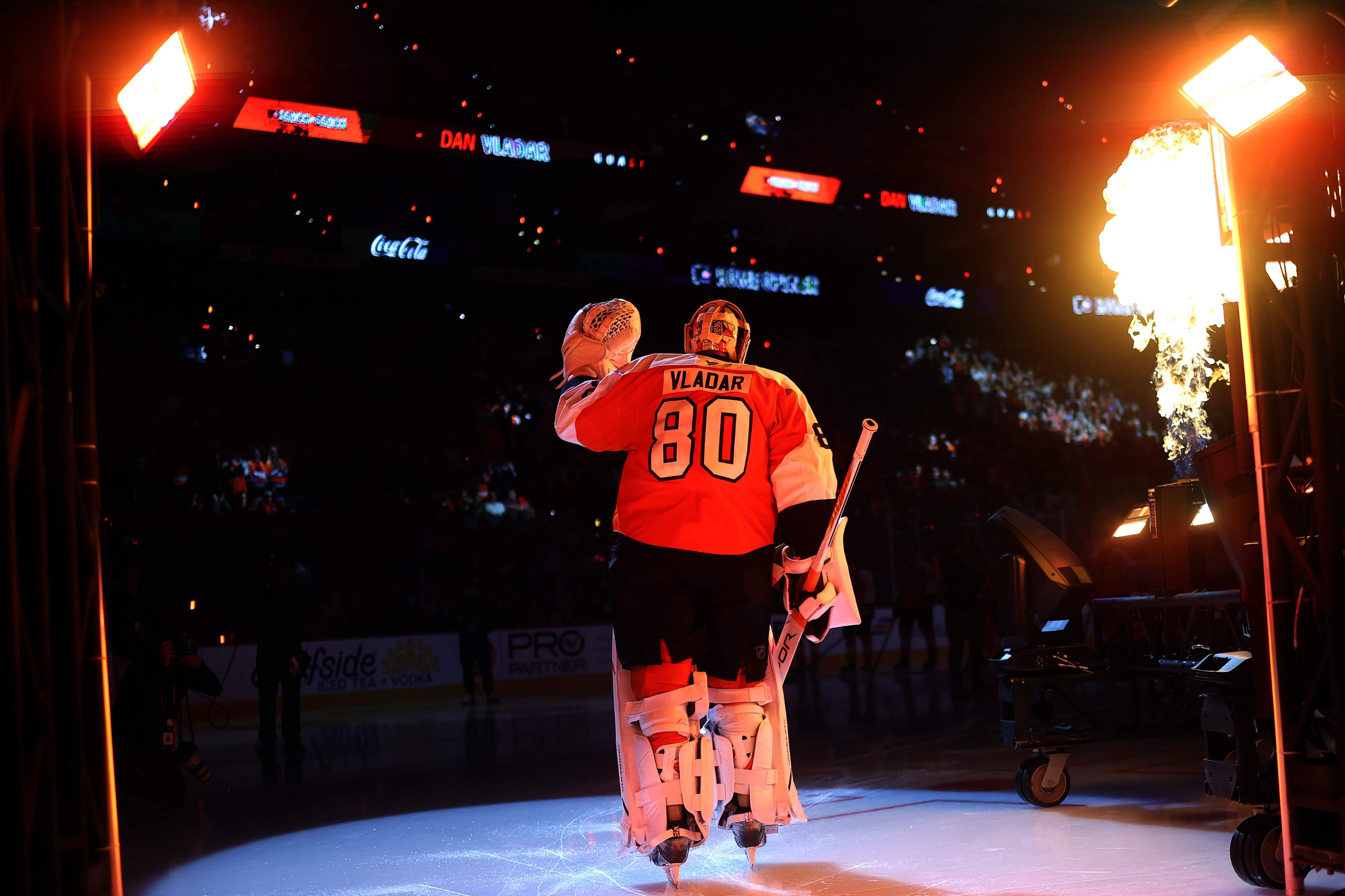 Flyers Roster Philadelphia Flyers Make Sudden Dan Vladar Decision Before Bruins Game