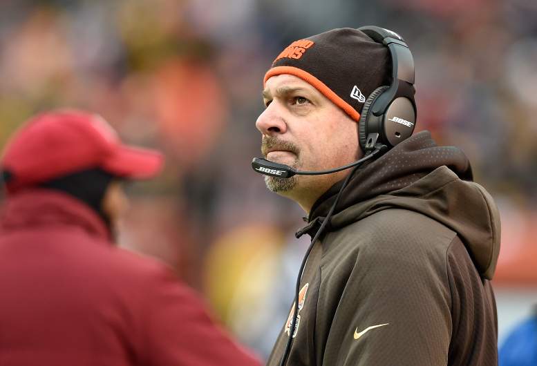 Pittsburgh Steelers v Cleveland Browns