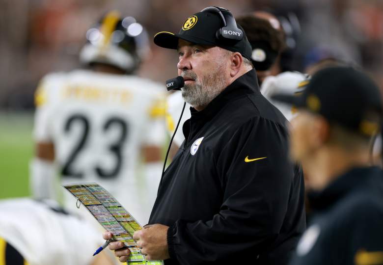 Pittsburgh Steelers v Cleveland Browns