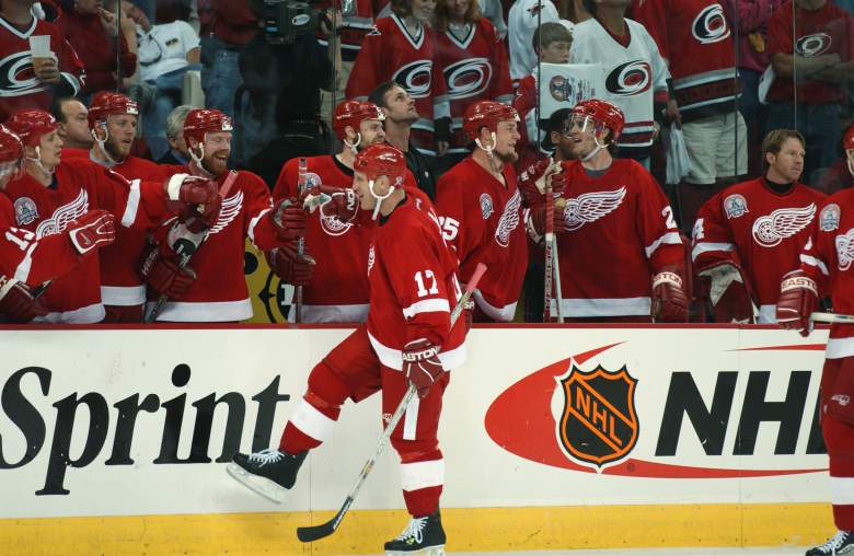 Red Wings v Hurricanes