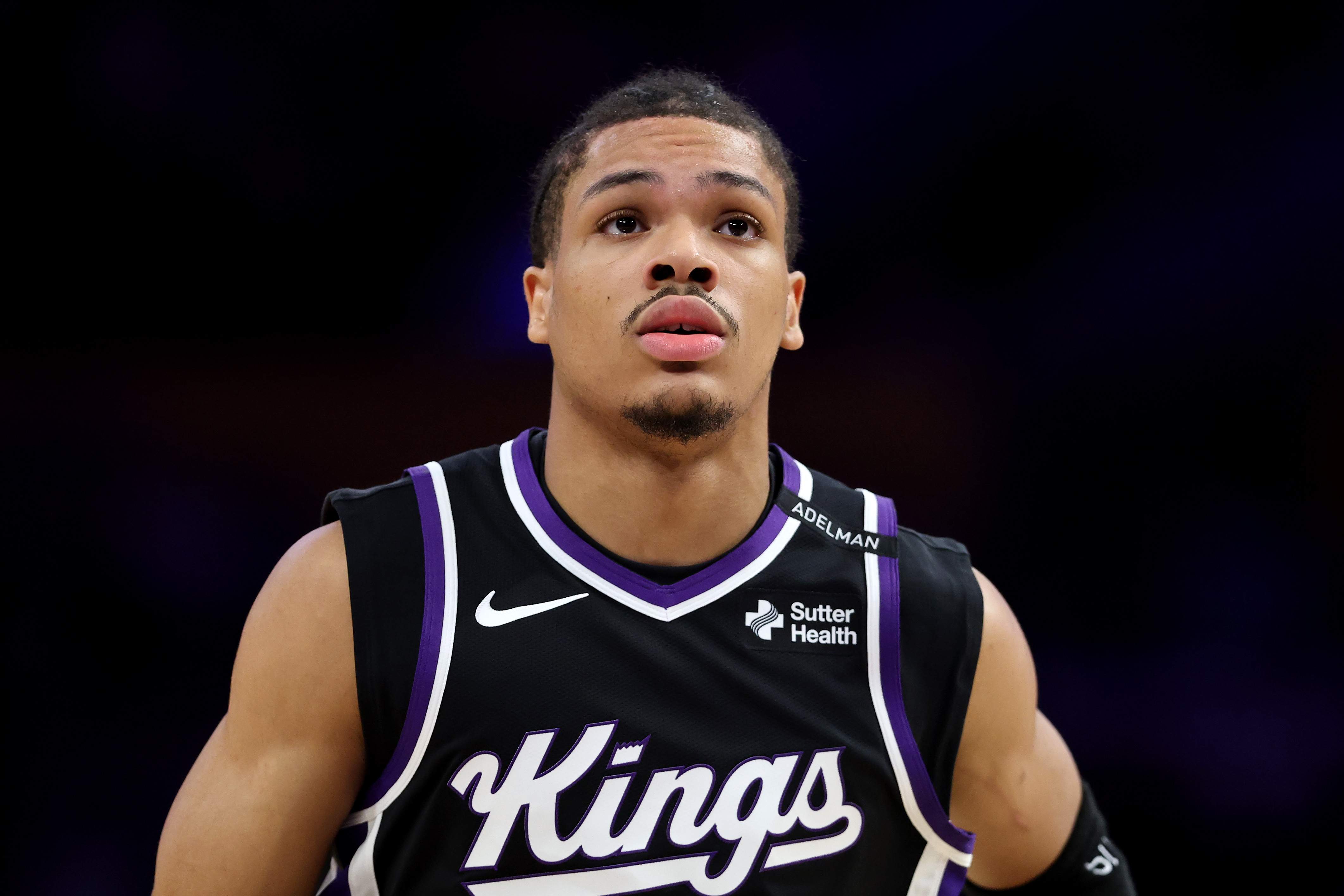 Sacramento Kings v Los Angeles Lakers
