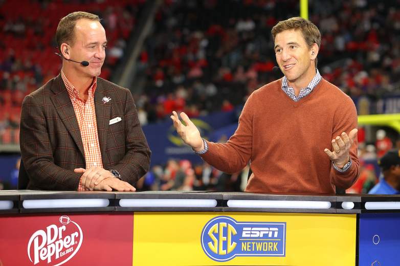 Former New York Giants winning quarterback Eli Manning discusses why Denver Broncos quarterback Bo Nix is so successful in the fourth quarter.